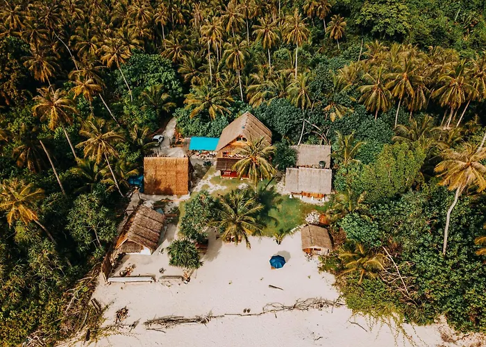 Lances Surf Camp