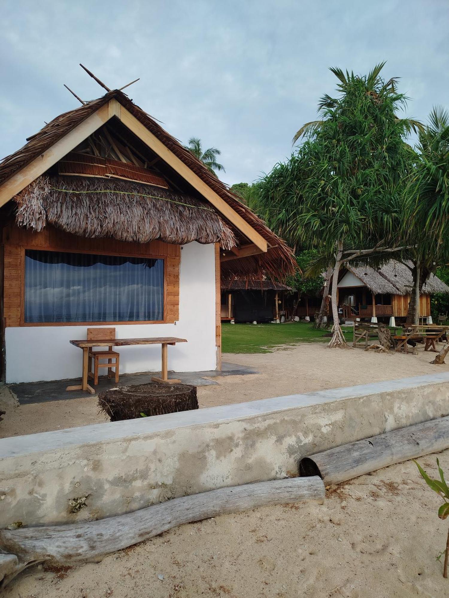 Lances Surf Camp